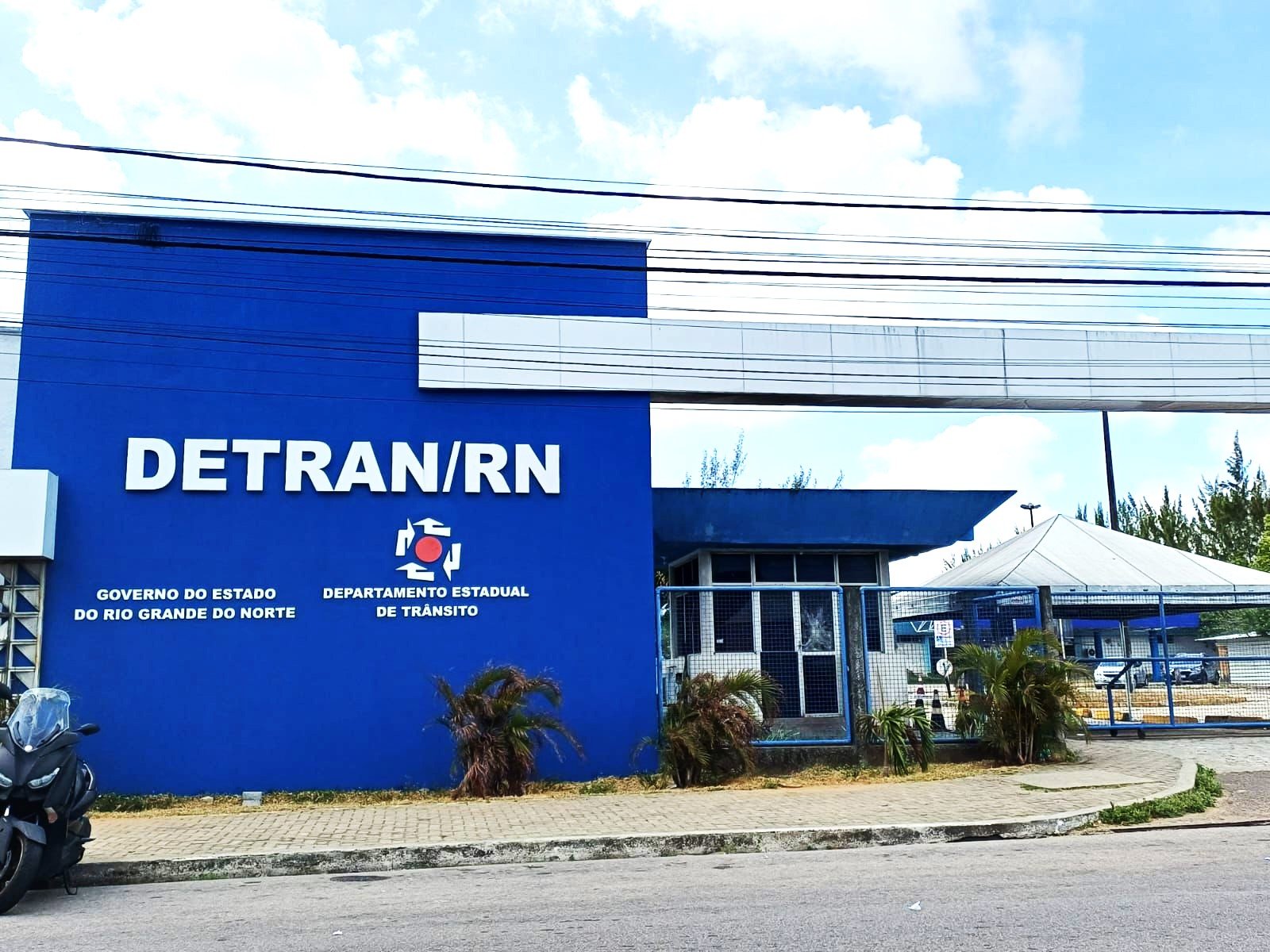 Detran/RN amplia serviço online e permite solicitar liberação de veículos apreendidos pela internet