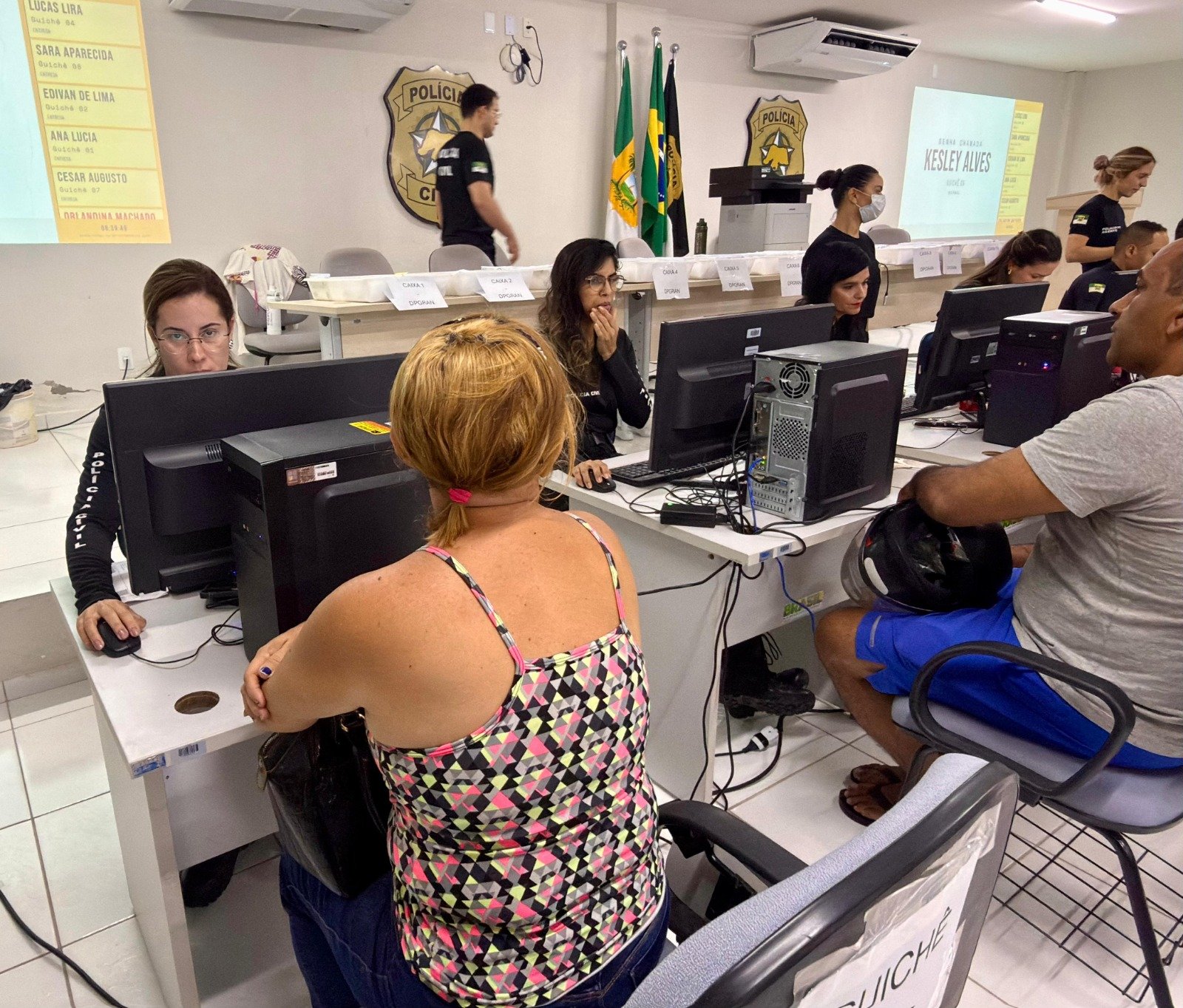 Polícia Civil recupera mais de 2 mil celulares e começa a devolver aparelhos aos donos no RN